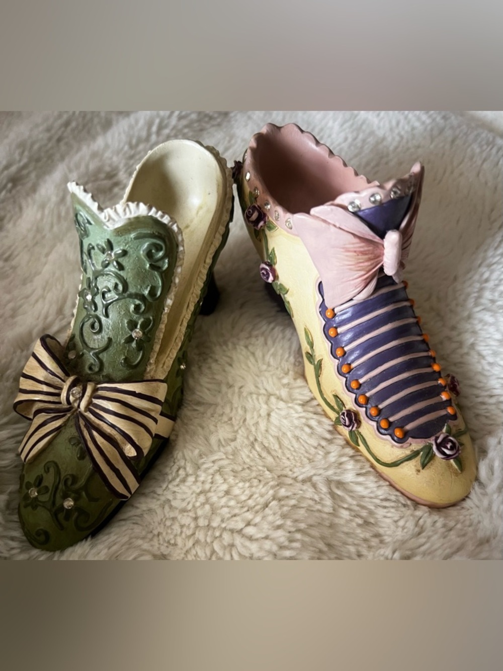 Decorative Women's Green and Purple Heeled Shoes